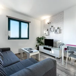 Apartment Vistas
